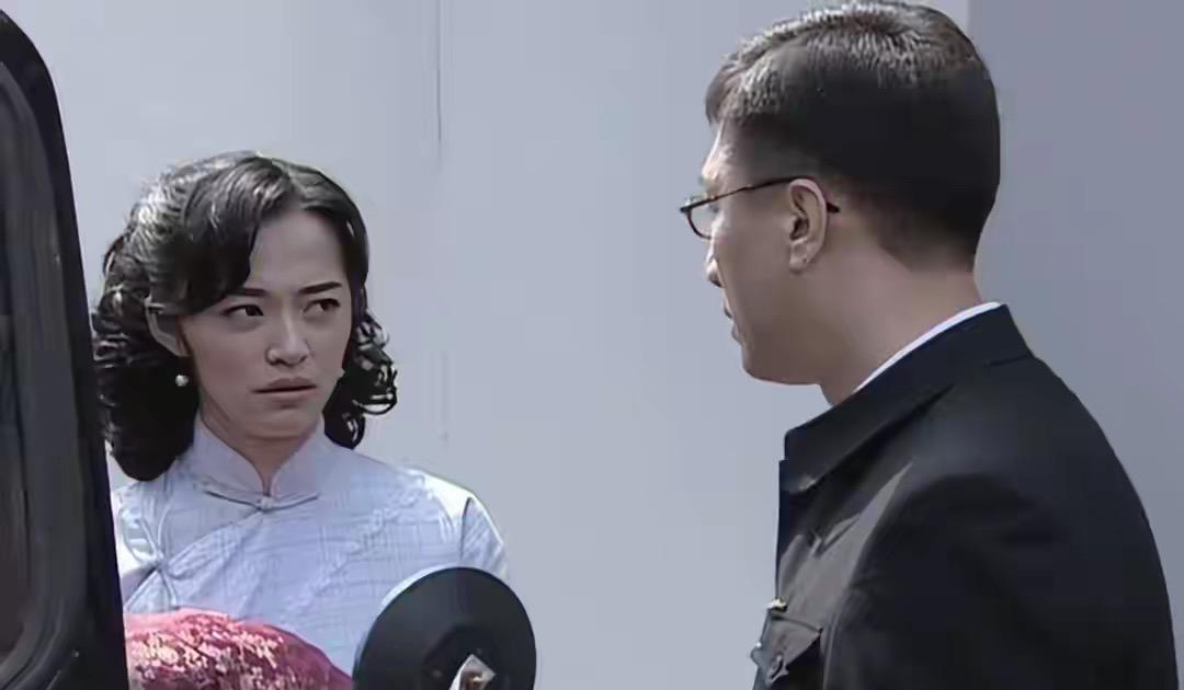 潜伏为什么结局写这么残忍？

在二流作品中，最极致的残忍无非是把人写死。  然而
