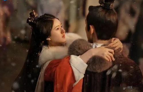 《知否》的姐妹篇《星汉灿烂》最近上线了，这两部剧都改编自关心则乱的同名小说，因为