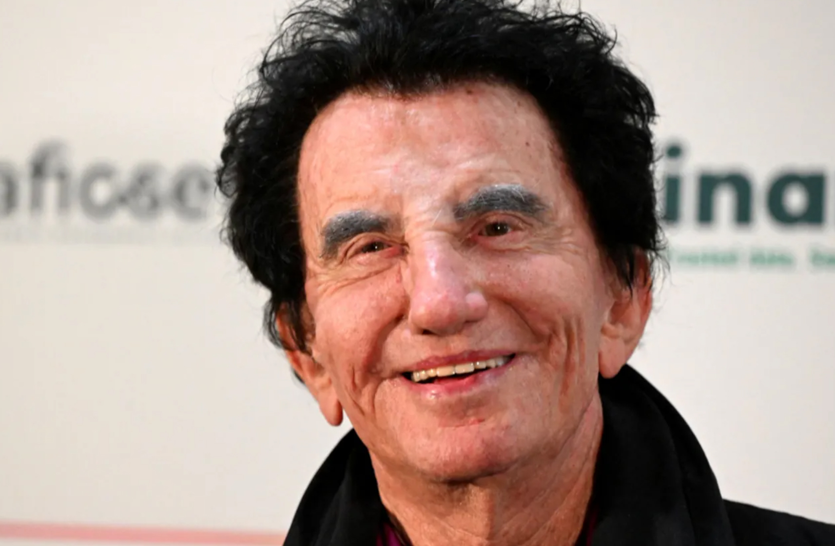 #法国前部长因爱泼斯坦案辞去现职#【涉爱泼斯坦案，法国前文化部长辞去现职】据英国