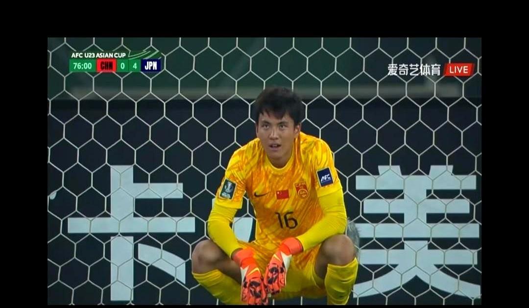 全场被狂射28脚，中国队00后门将李昊，竟一战封神。
 
你没看错，这就是U23