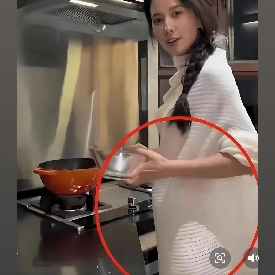 汪峰这波瓜保熟吗
看着也真让人皱眉头！
一边传新恋情怀孕，一边被旧爱暗指孕期出轨