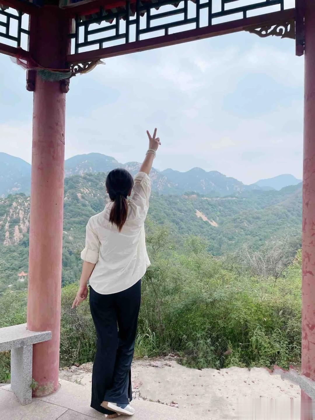 我们往往听到离婚的女性朋友常常抱怨自己的前任出轨了，把所有责任都归结于男人身上。