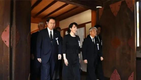 2026年8月17日，中国外交部发言人林剑在例行记者会上，将“靖国神社”直接称为