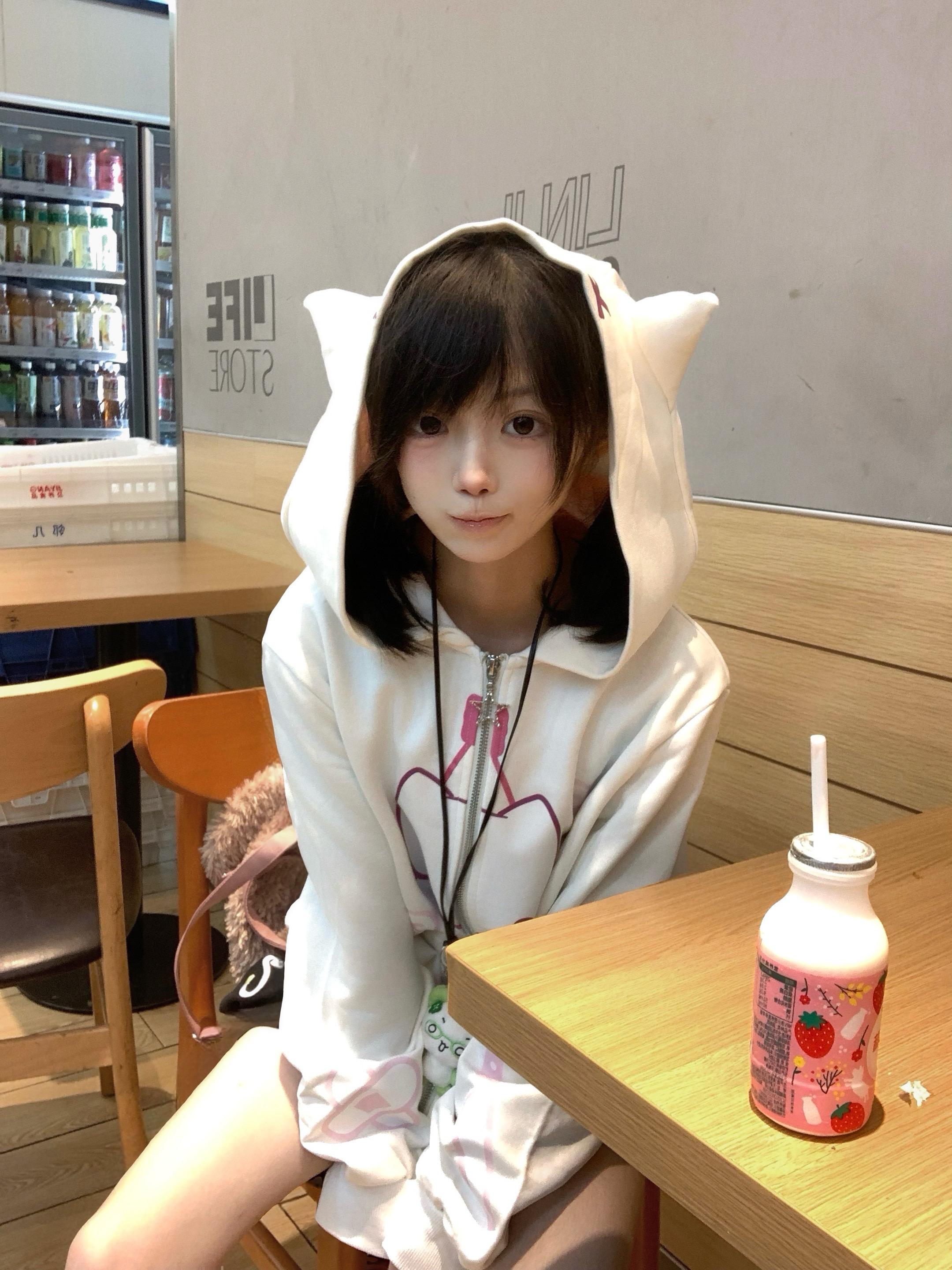 平行世界的我们(´ᴗ ·̫ ᴗ`)