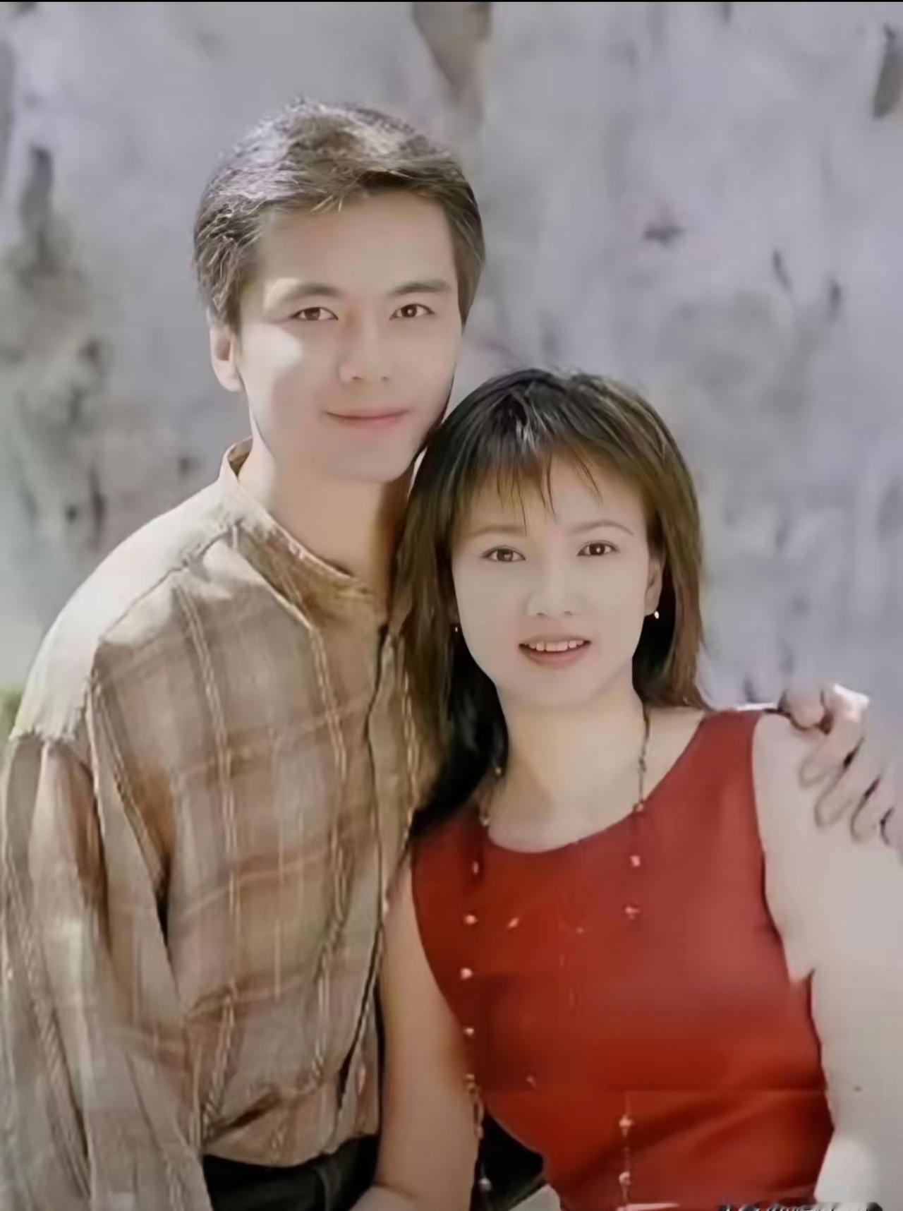 何晴离世，许亚军遭网暴被指“冷血”？莫让道德绑架左右私人情感！

12月14日，