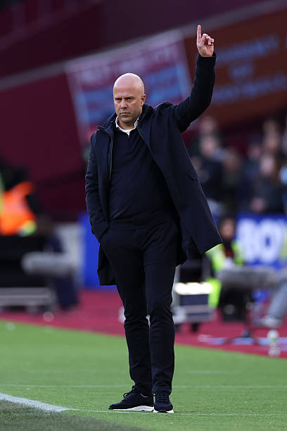 场刊小作文🎰来到这场比赛的每个人都无需我多言——我们在主场球迷面前的最近两场表