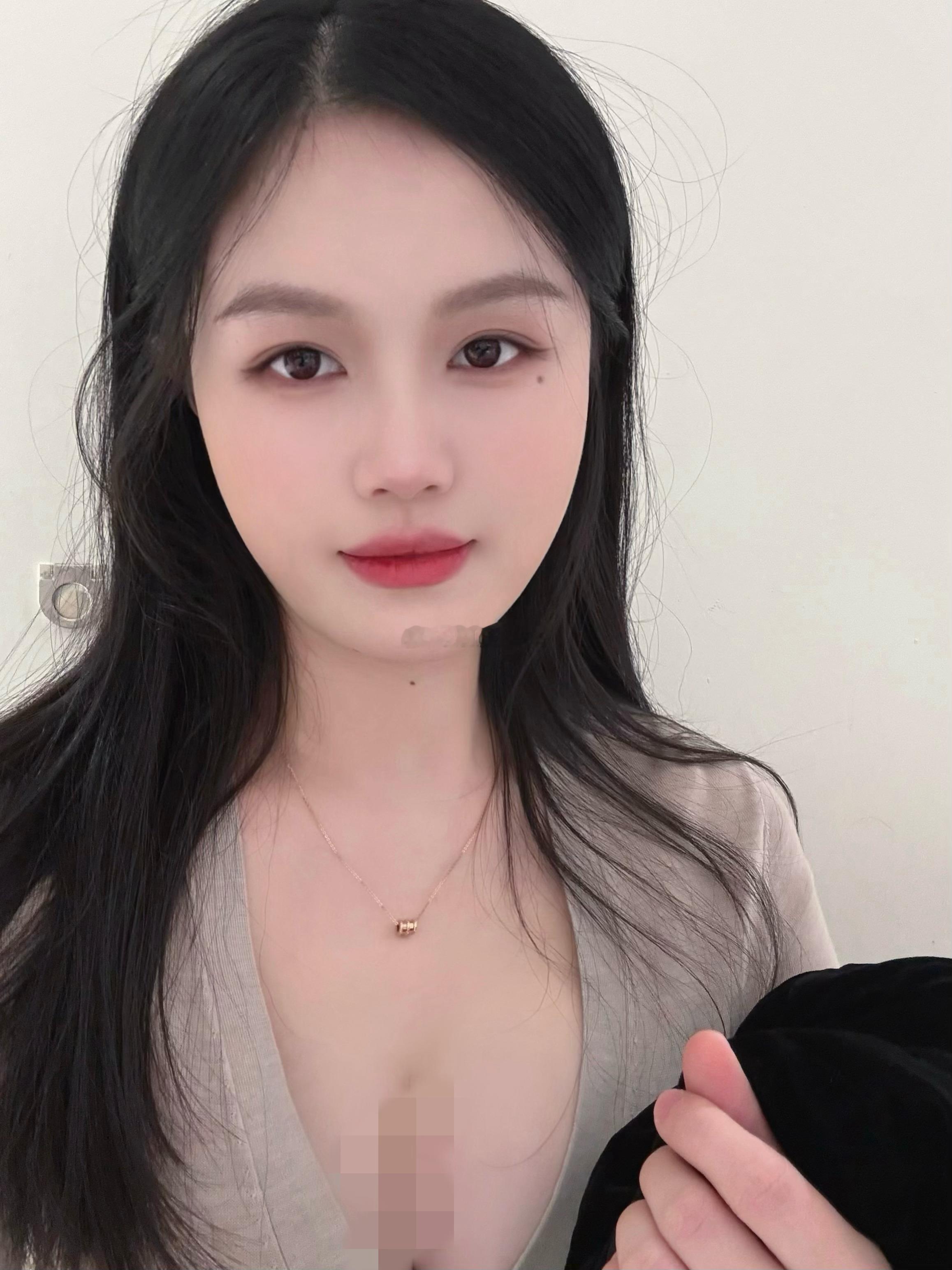 🍼🍬🪄🍭🍫         🧦     🌂 🥖 