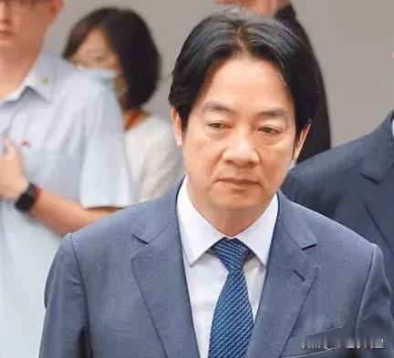 赖清德口中的“民意”到底指的是什么呢?台湾著名媒体人黄扬明今天隔空向赖清德提出灵