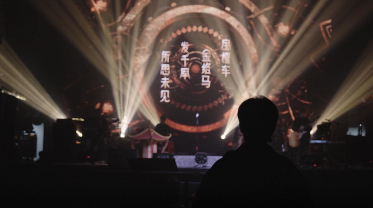 王敬轩舞台好用心准备、王敬轩粉丝这下舒服了怀着回馈粉丝的初心打磨整场表演，不辜负