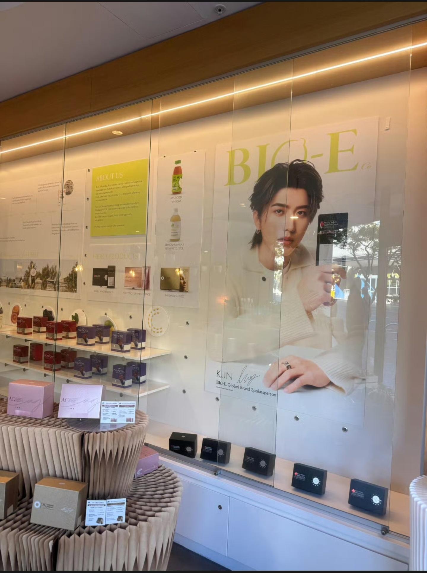 蔡徐坤BioE澳百亿品牌全球代言人官宣——澳大利亚悉尼旗舰店大广已就位。