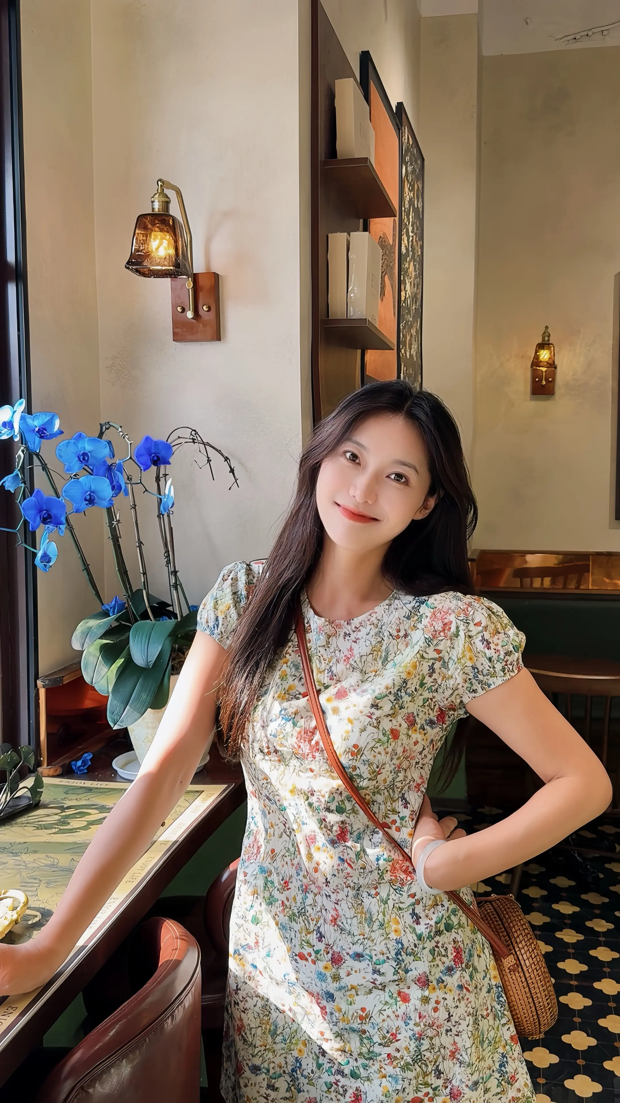 希望你在不声不响的日子里 换来一个好的转弯 不求事事圆满 但求事事顺心⋯