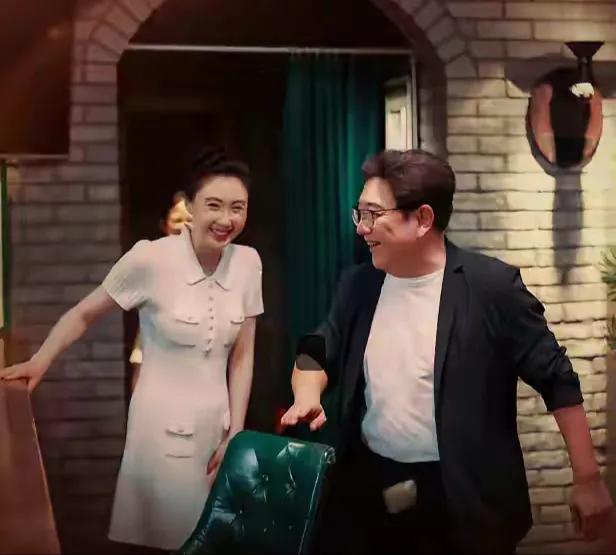 水均益是那种愿意支持女儿脱产学习的父亲，水亦诗刚本科毕业的时候，参加了考研，可是