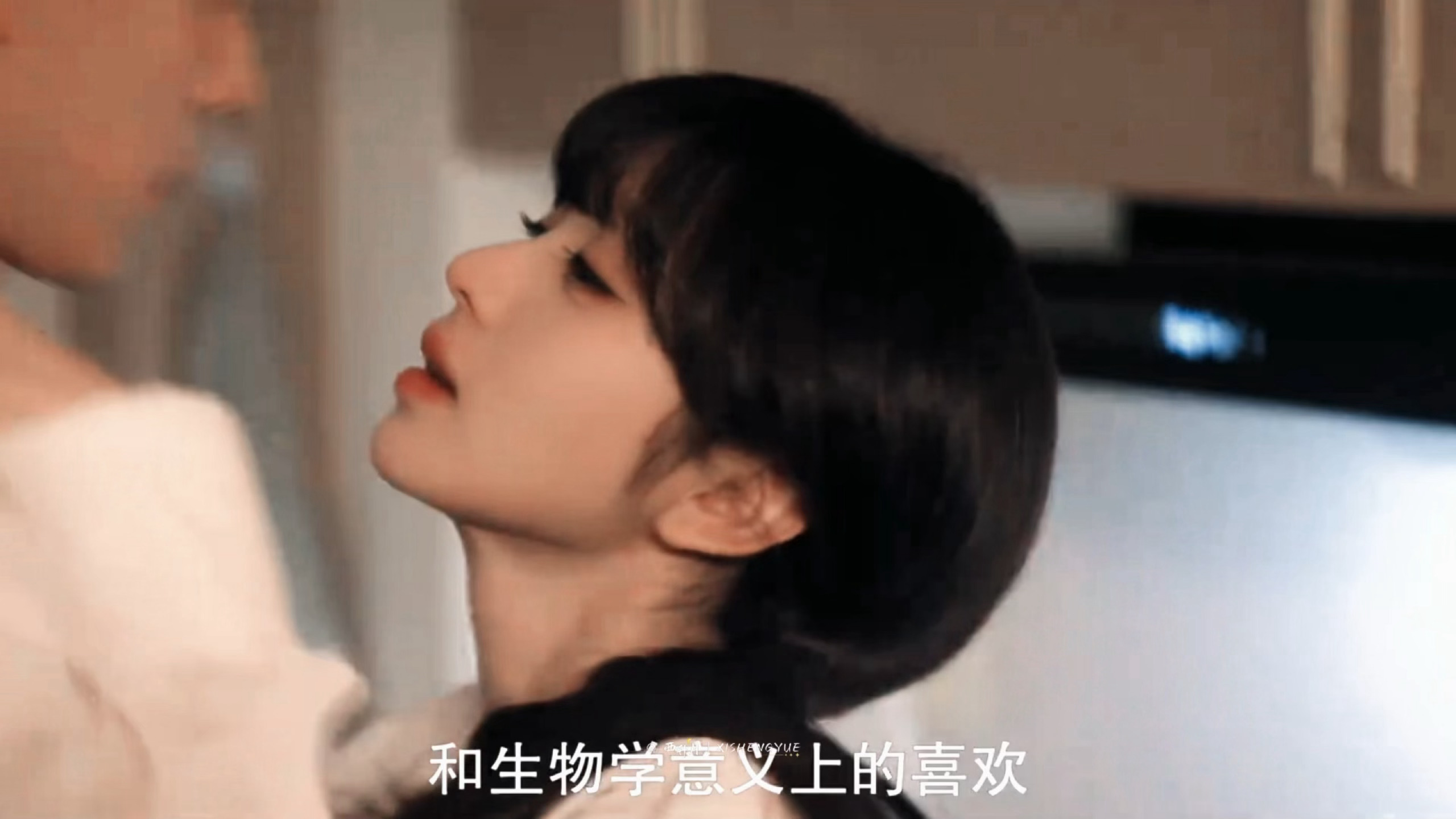 完全是犯规了😇扛不住这样的林知夏人之常情…田曦薇天才女友 田曦薇林知夏