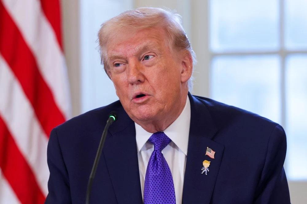 美元很危险
当地时间1月11日，美国总统特朗普否认与司法部向美联储发出传票有关，