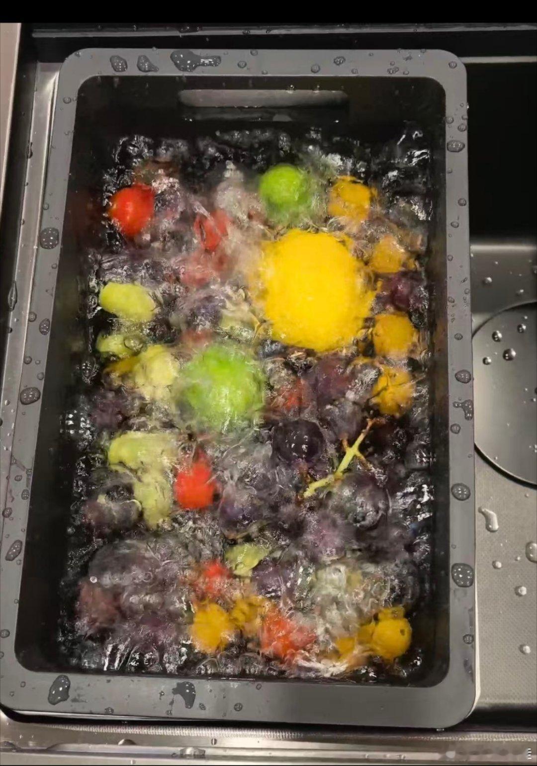 胡歌的新搭子给到夯刷到胡歌同款方太X20MAX，本打工人直接被种草了。每天下班腰