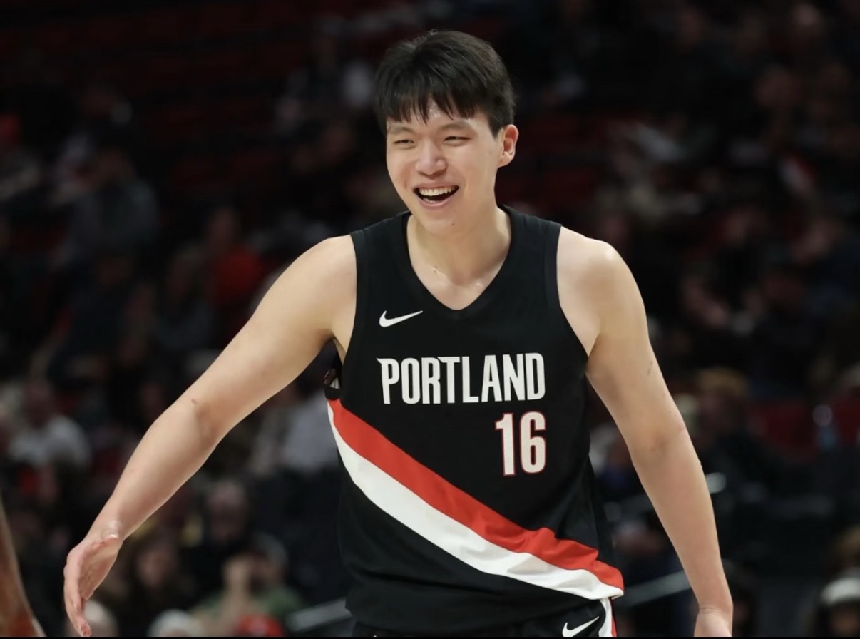 杨瀚森换新老板了！💥NBA董事会官方确认，波特兰开拓者队完成出售，交易金额42