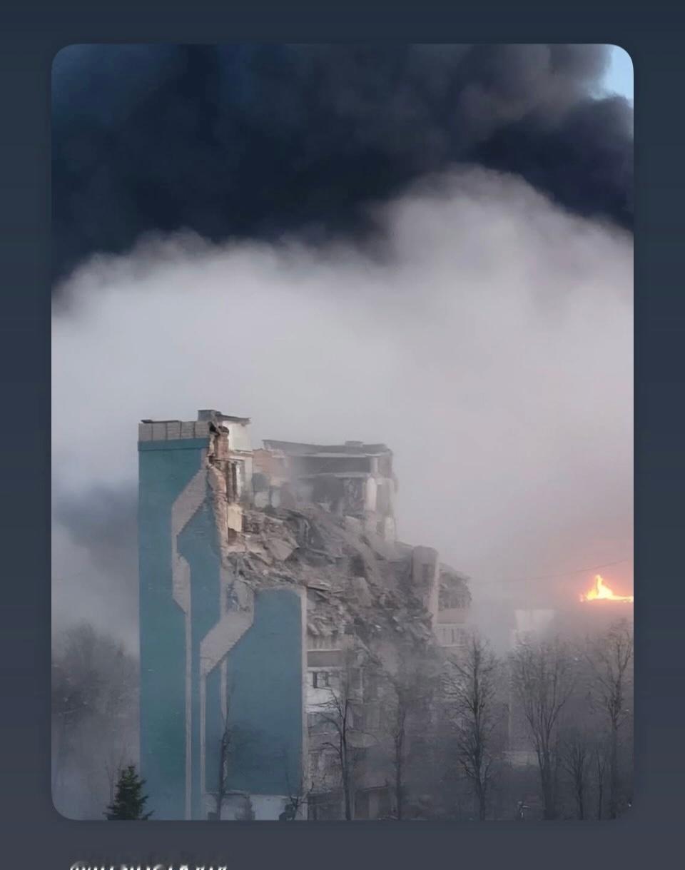 😭 特尔诺皮尔遭俄军袭击，已造成 19 人遇难、66 人受伤，其中包括 16 