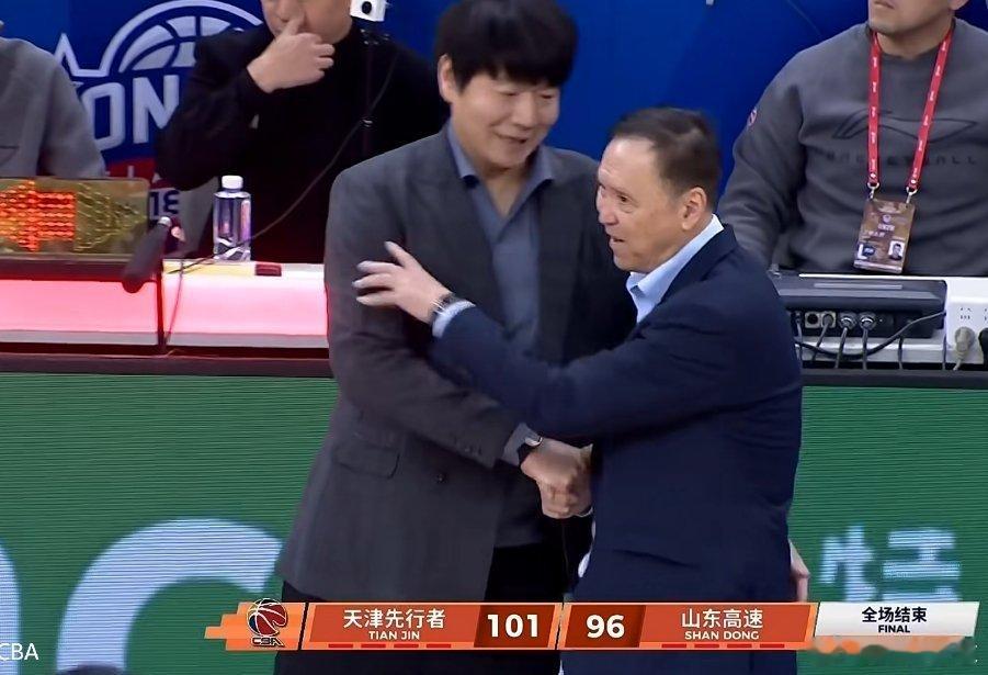 山东男篮爆冷输给了天津，那这样广东队第三名的位置还是很稳哦