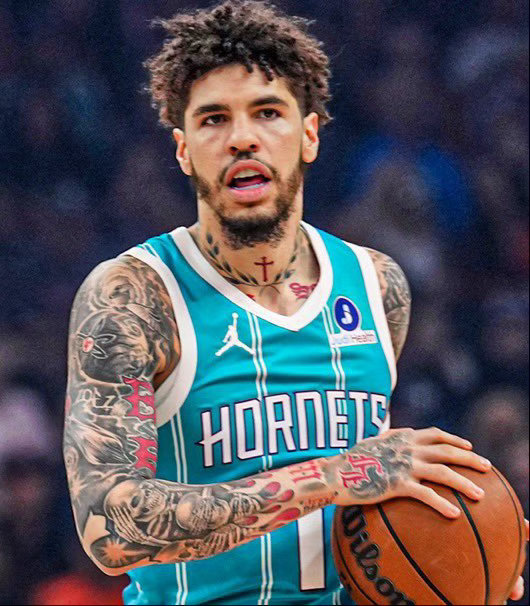 史诗级反转！三球30+10准绝杀救赎热火出局，赛后两次致歉阿德巴约引全网热议北京