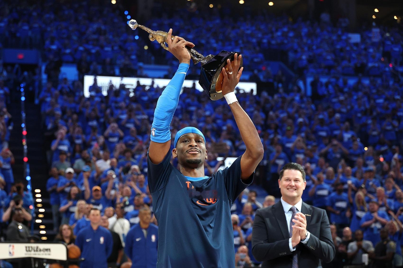 NBA 超值！亚历山大本赛季薪资仅排名联盟第34 超级顶薪27-28赛季生效 