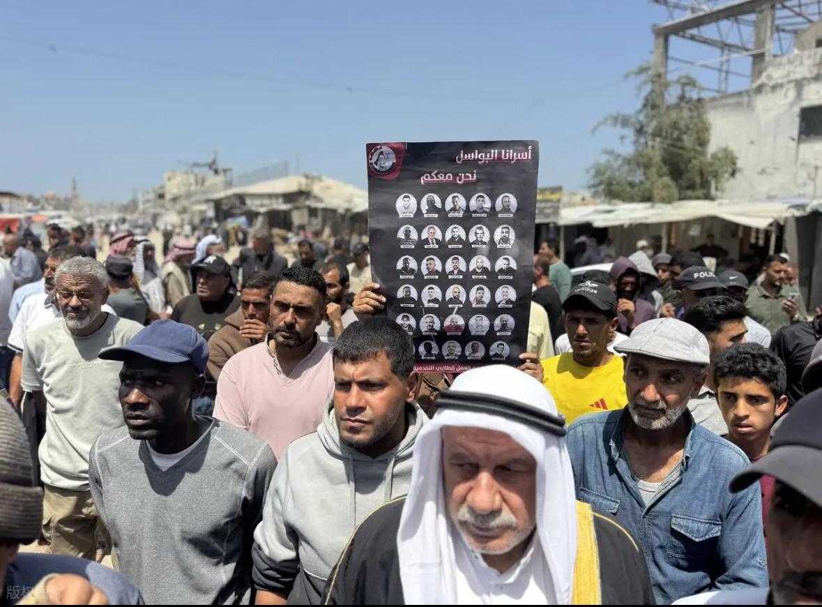 哈马斯大概率要下场了！
4月16日，以色列国防军发表声明称：“近日对加沙的打击行