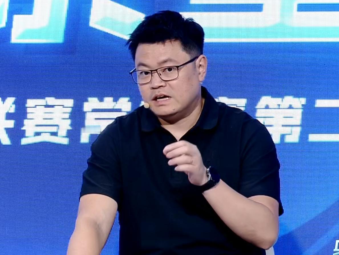蒯曼3:0赢了削球手魏璟茗后，
为什么侯英超说:
蒯曼用这个战术，
两个日本削球