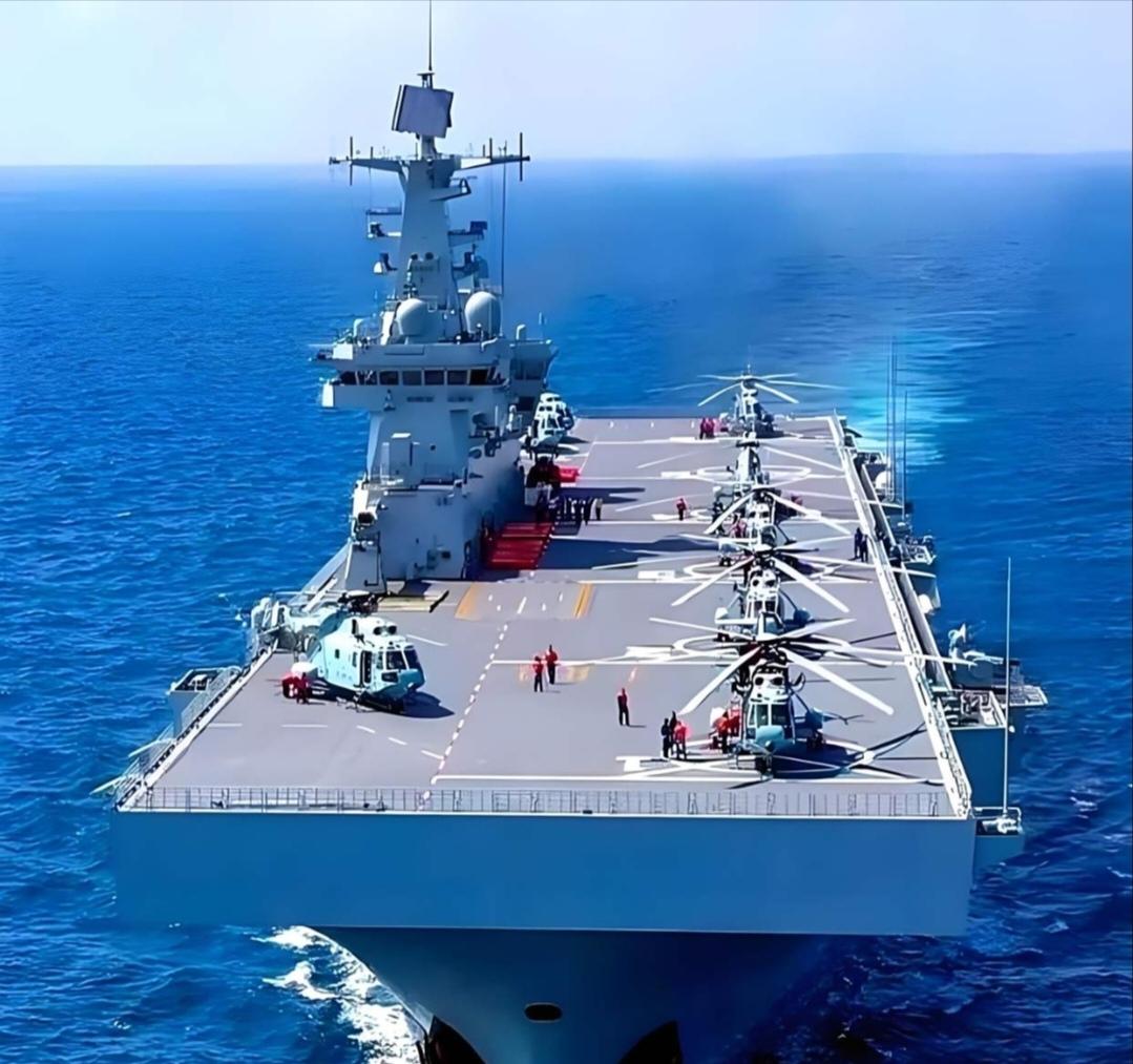 你知道四川舰076的海试如何吗？
2025年11月14日上午9时左右，076两栖