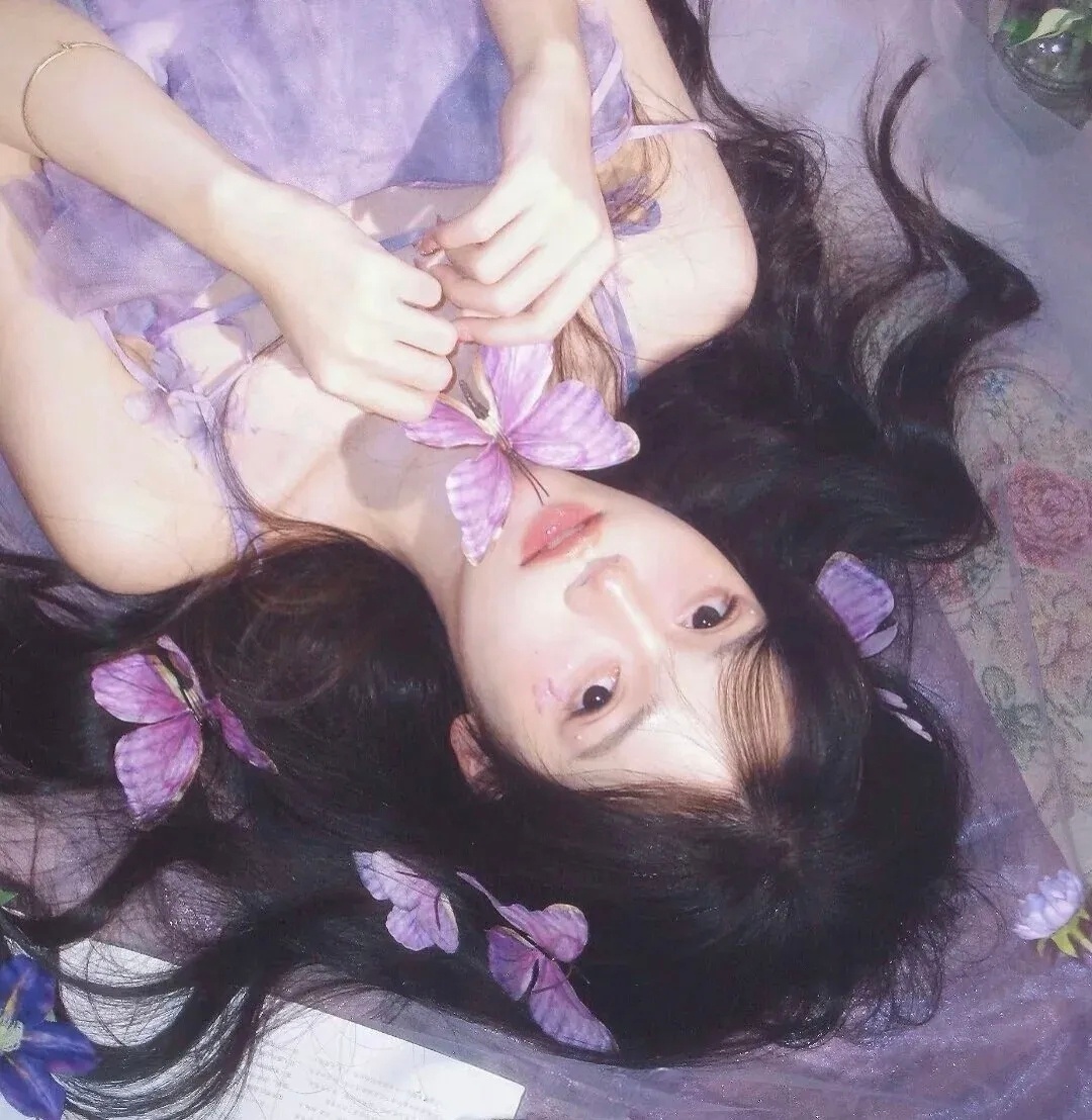 𝑾𝒆𝑪𝒉𝒂𝒕｜氛围感女头｜温柔风头像｜百搭款｜不过时｜无水印｜清冷风