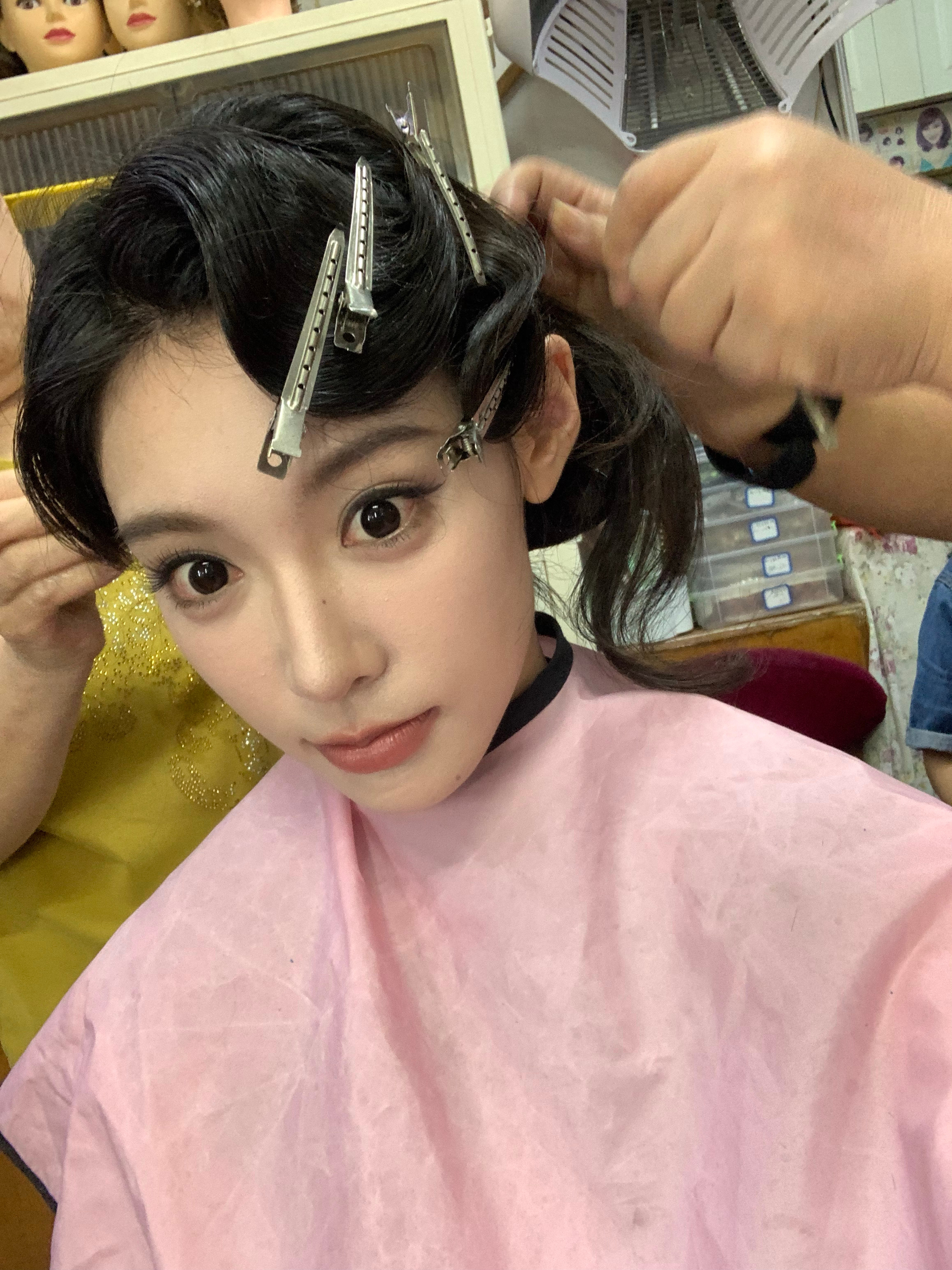 天津大姨的盘头技术嘎嘎棒👍🏻王新迪[超话] ​​​