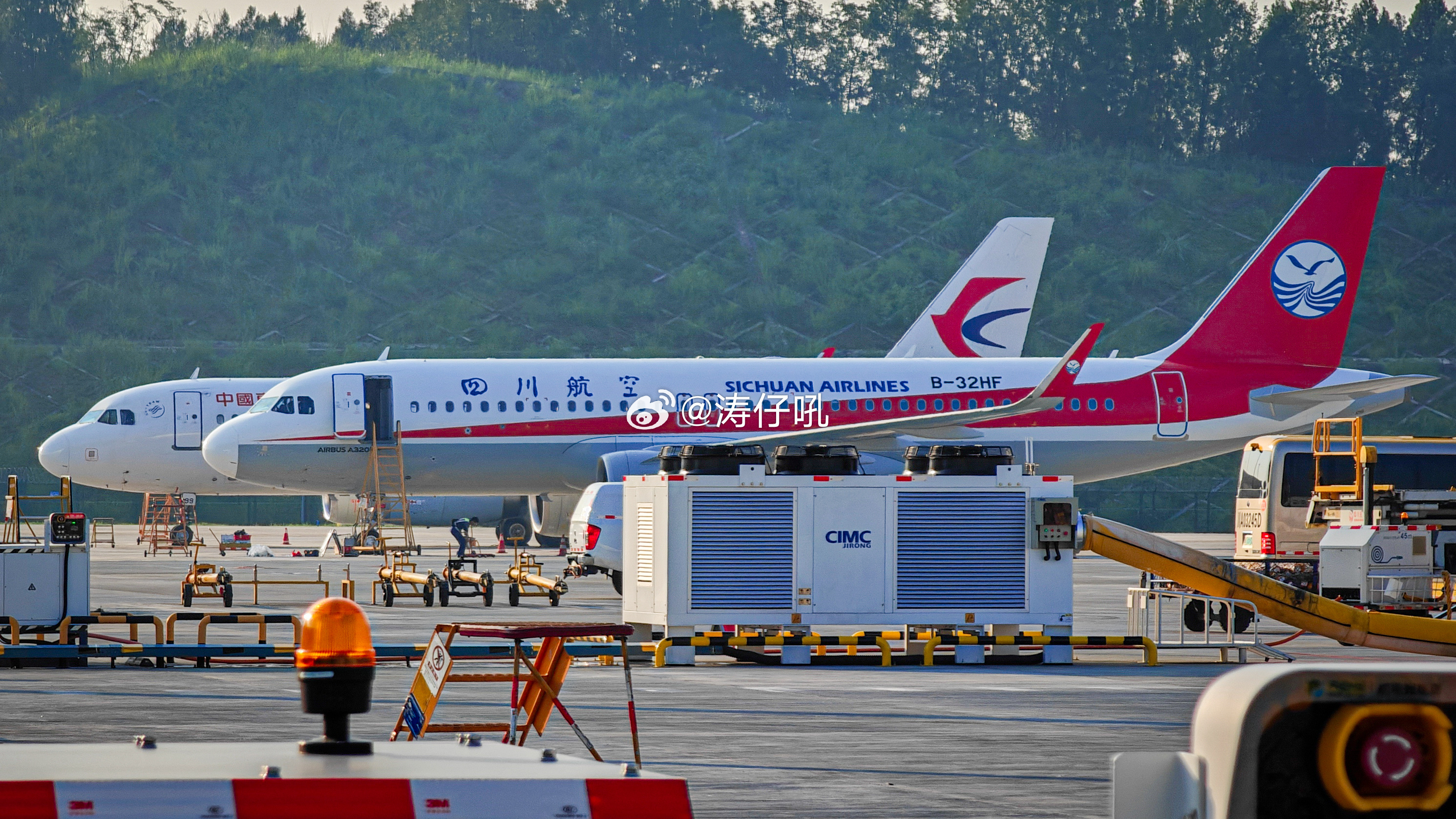 涛说涛话中银金租于本月自Aercap引进一架空客A320neo，目前此飞机由四川