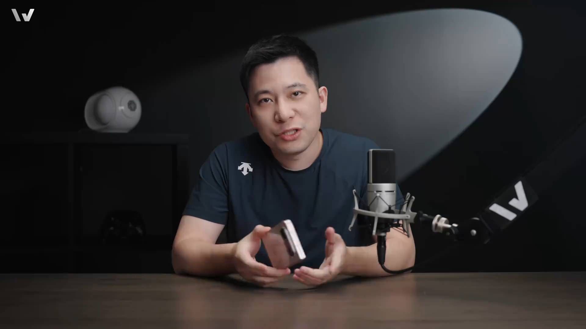 【享拆】小米18 Fold 拆解：中间态折叠机会成为主流么？ 把小米