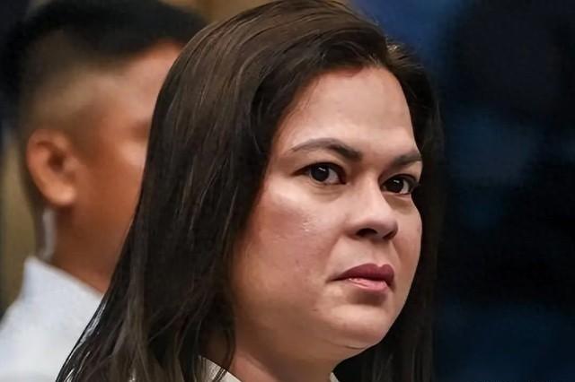 中方制裁菲律宾防长效果直接拉满！美日全都不敢吱声，副总统莎拉成最大赢家。最近中方