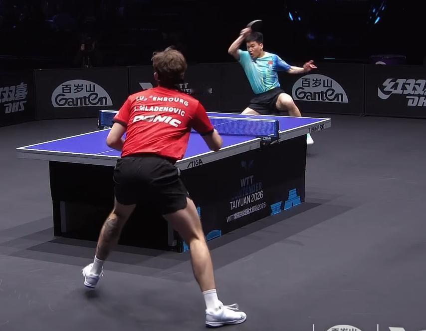 我去！向鹏直接0:3爆冷输给了无名小将。
这状态，
上了伦敦世乒赛，
感谢这么不