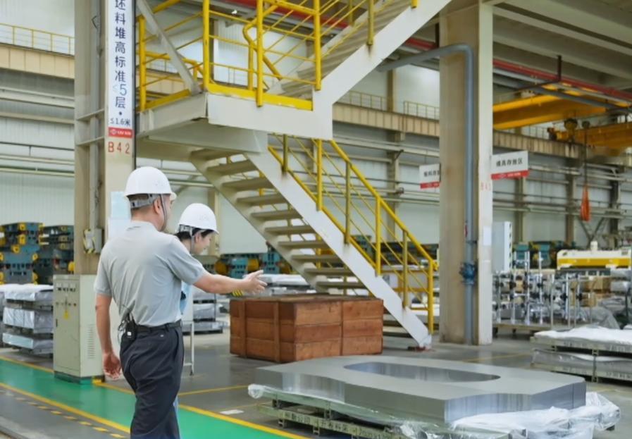 央视直播揭秘智造的硬核真功夫央视盛赞责任担当！从乡村振兴到节能减排，从帮扶中小企