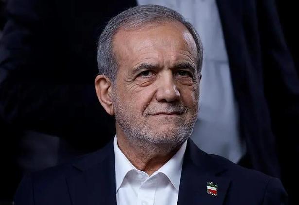 4月1日，愚人节这天，伊朗总统佩泽希齐扬的信火了...

这封信被发布后，迅速被