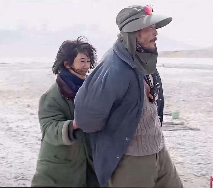 在生命树看到了欢乐颂的番外 在生命树看到了欢乐颂的番外，杨紫《生命树》片场花絮，