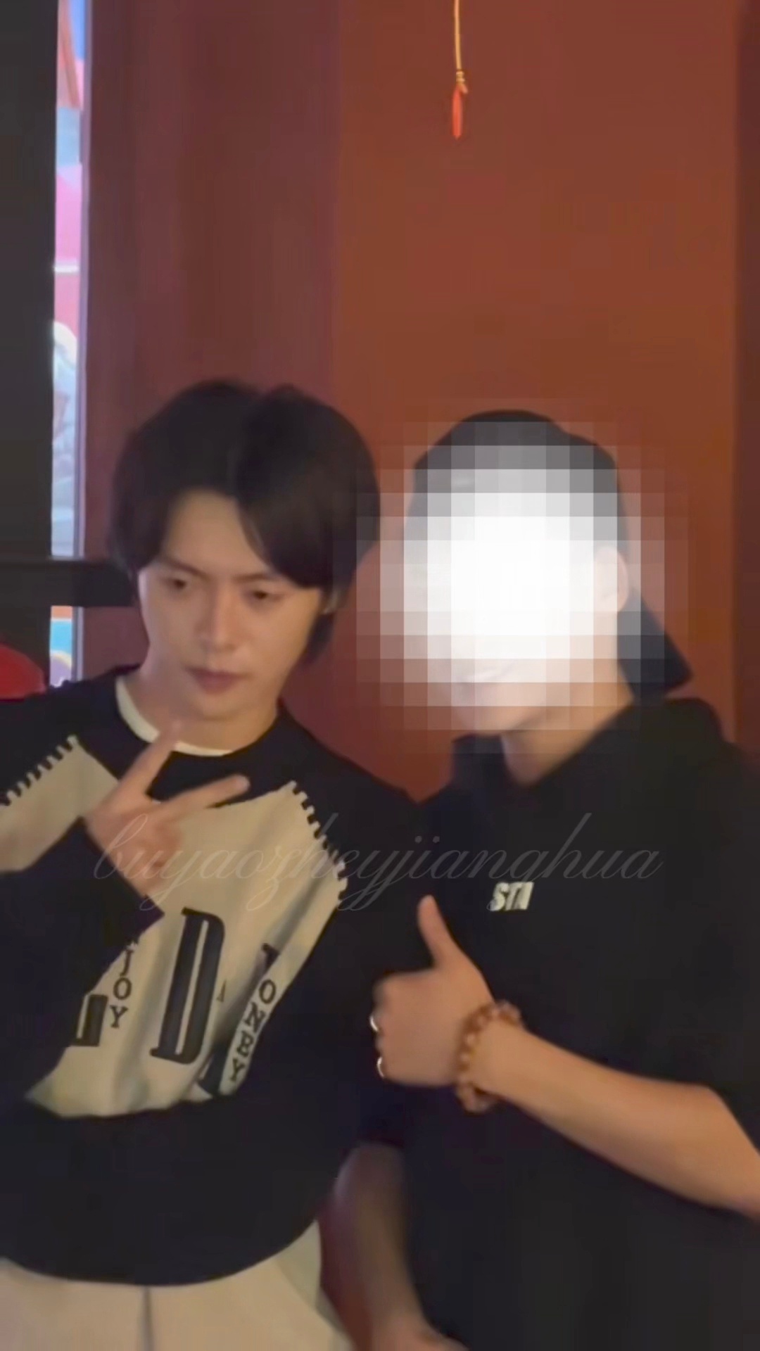 哇哇哇！梁梁悄悄回天水小城堡啦？偶遇这种事什么时候能让我遇上