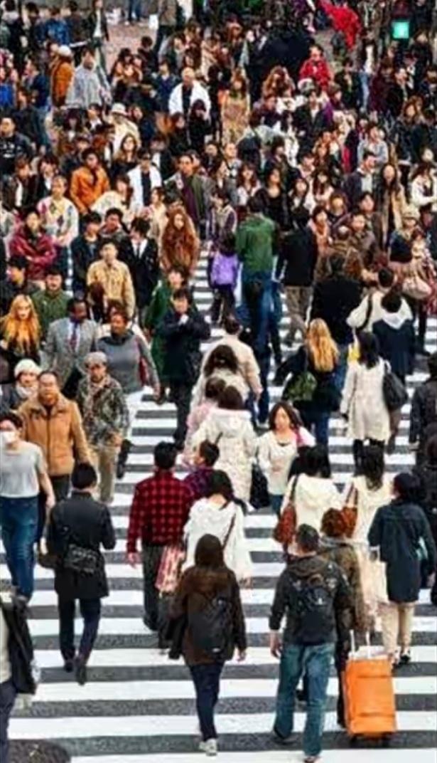 13岁少年遭围殴 4名未成年被拘 新法落地撕开霸凌者的“免罚护身符”
 
1月1