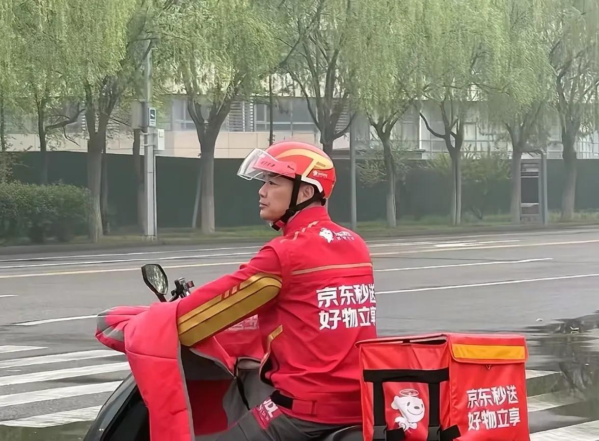 京东外卖很多人找不到在哪儿点，就凭刘强东说“一个行业没问题，他是不会进的。”，我