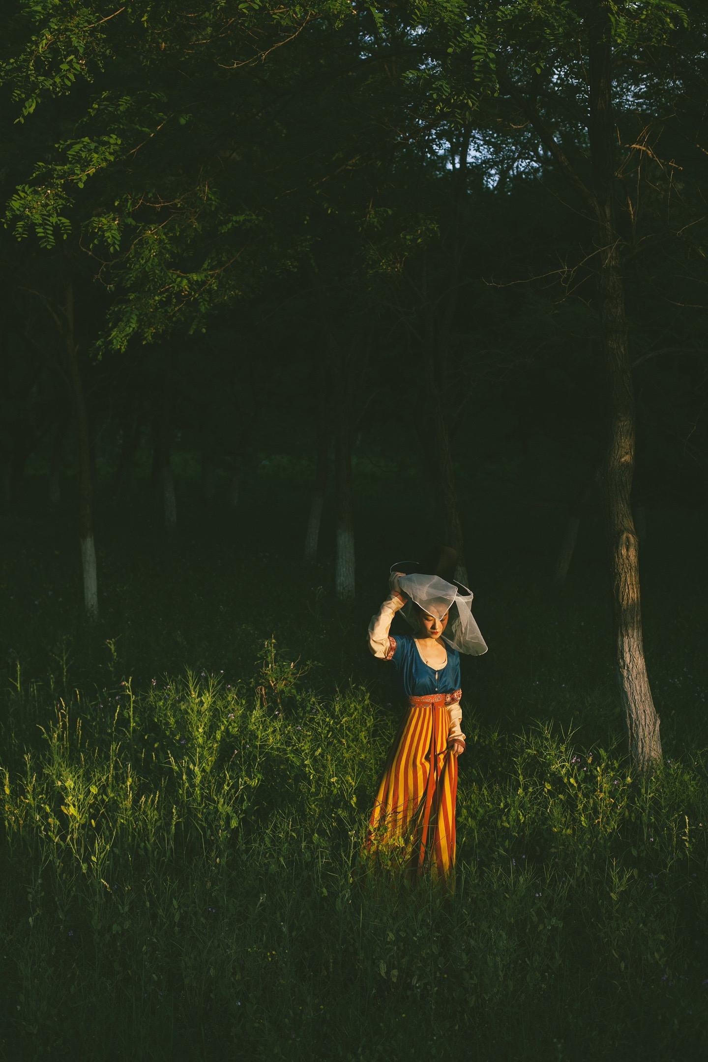 初唐｜荷笠带斜阳，青山独归远。