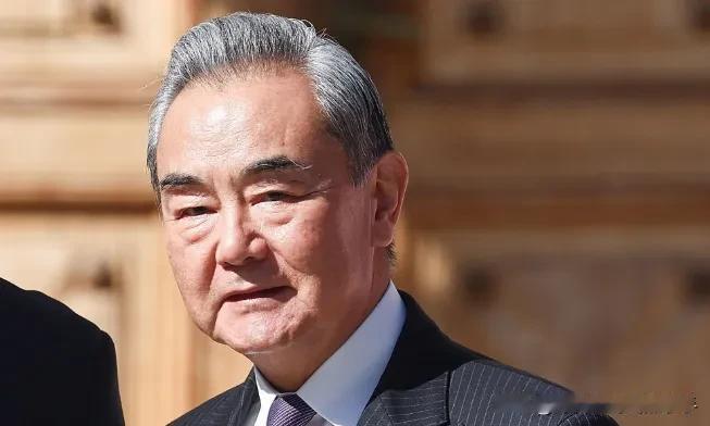 不等了，巴拿马公开喊话中国。当地时间5月26日，巴拿马外长直接官宣，他确认将于本