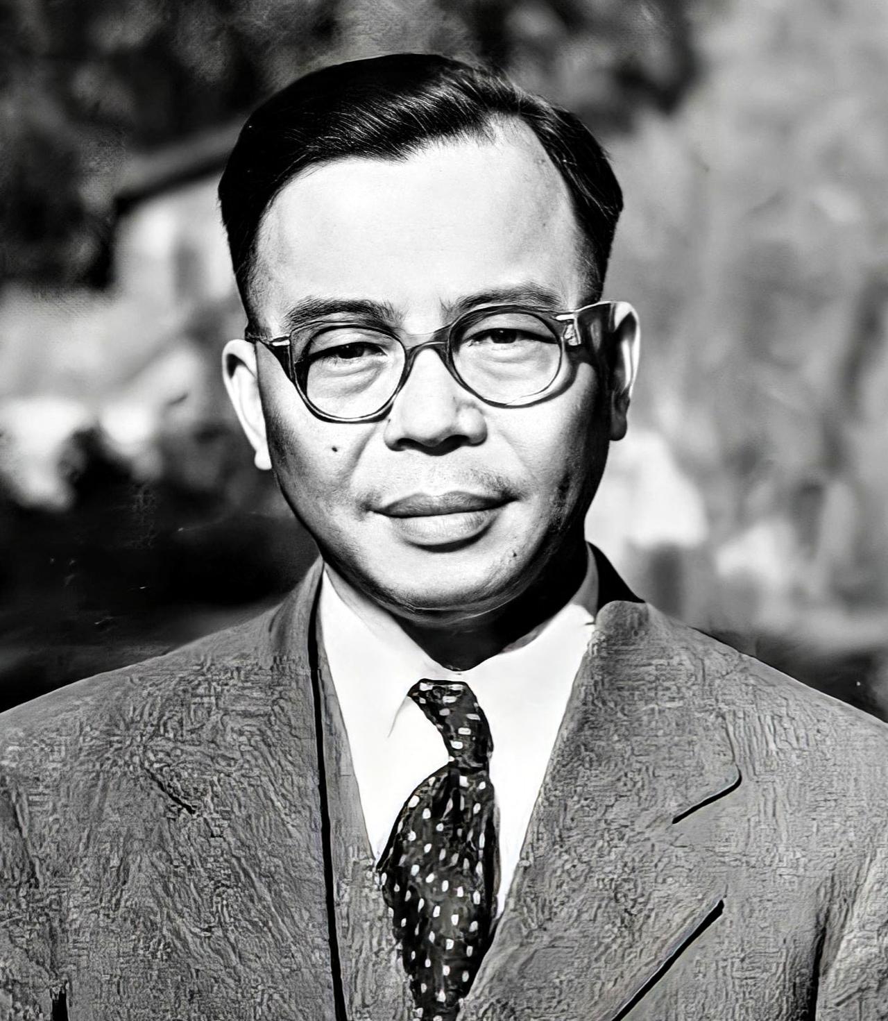 蒋廷黻（1895‑1965），湖南邵阳人，近代著名历史学家、外交家 。
 
早年