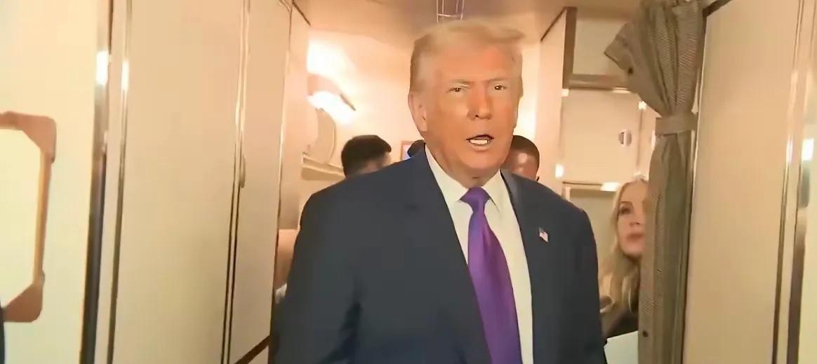 爆点！特朗普与军火商开会：精良级武器产量翻两番，扩产3个月前就已启动
 
当地时