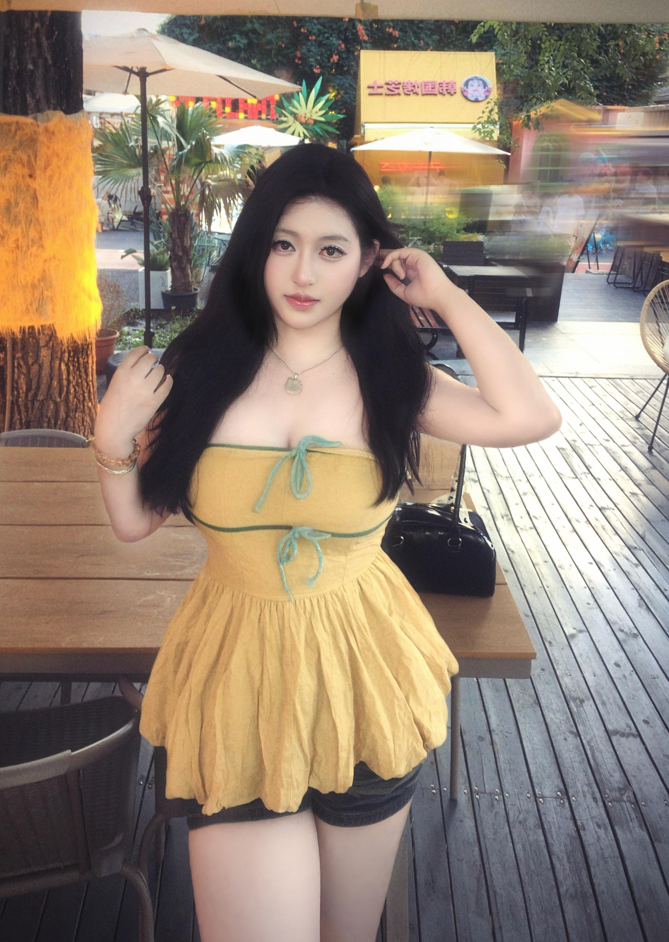 2025年谁都不想感谢 除了你。