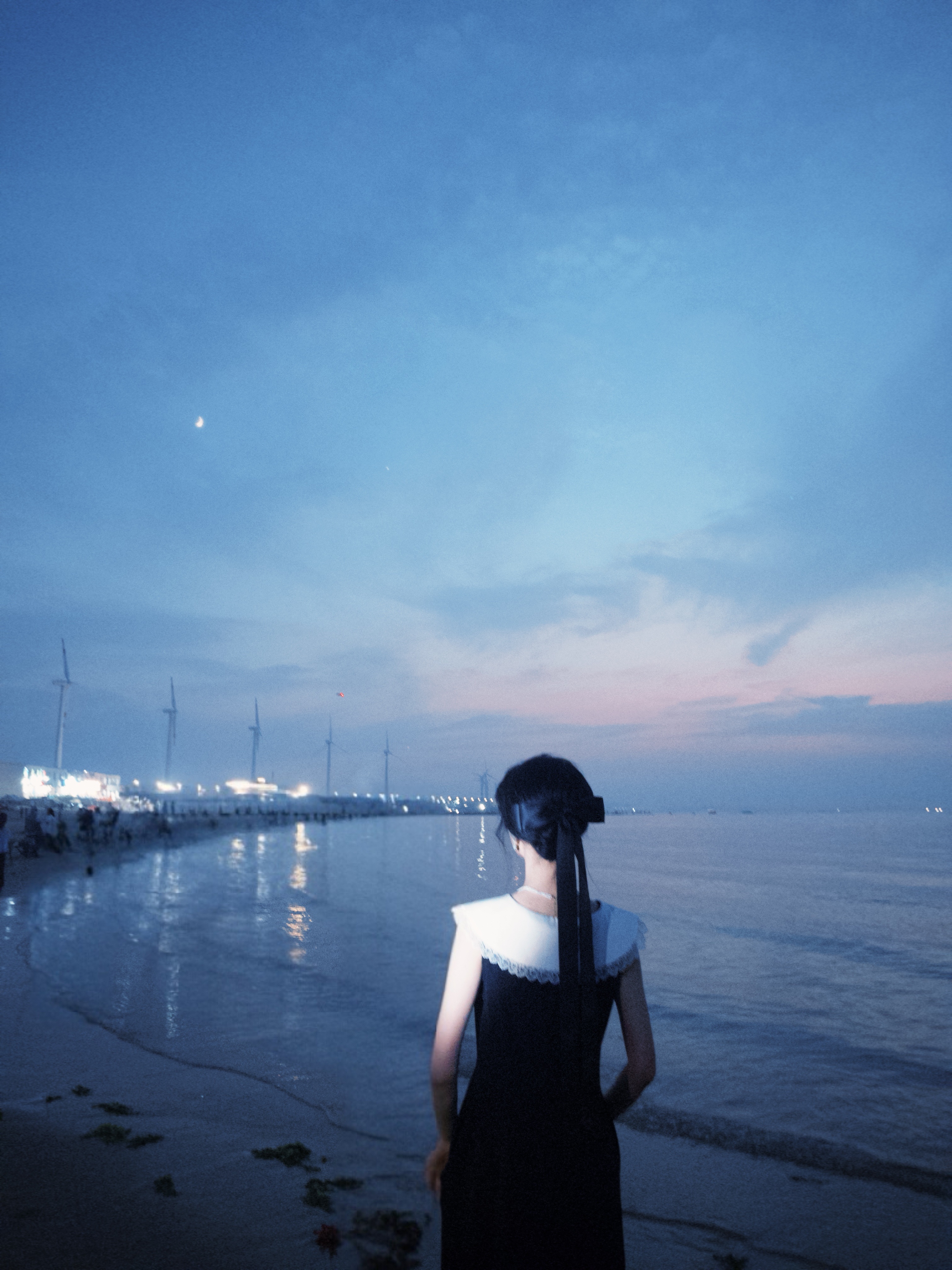 落日、海边、我。 