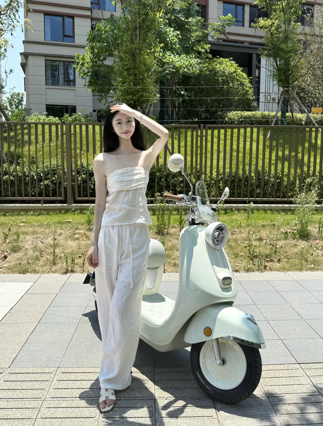 当然要出发兜风喽～🛵🍃