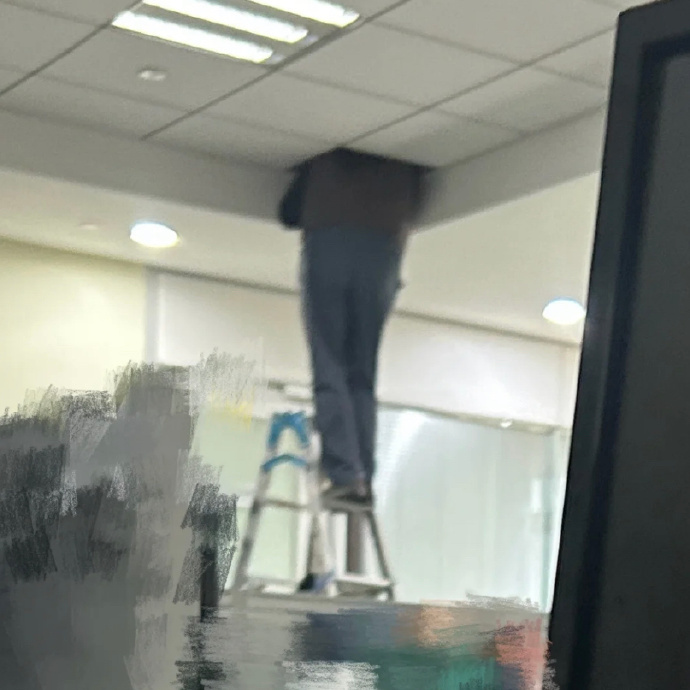 老板把自己锁在办公室了[允悲] ​​​
