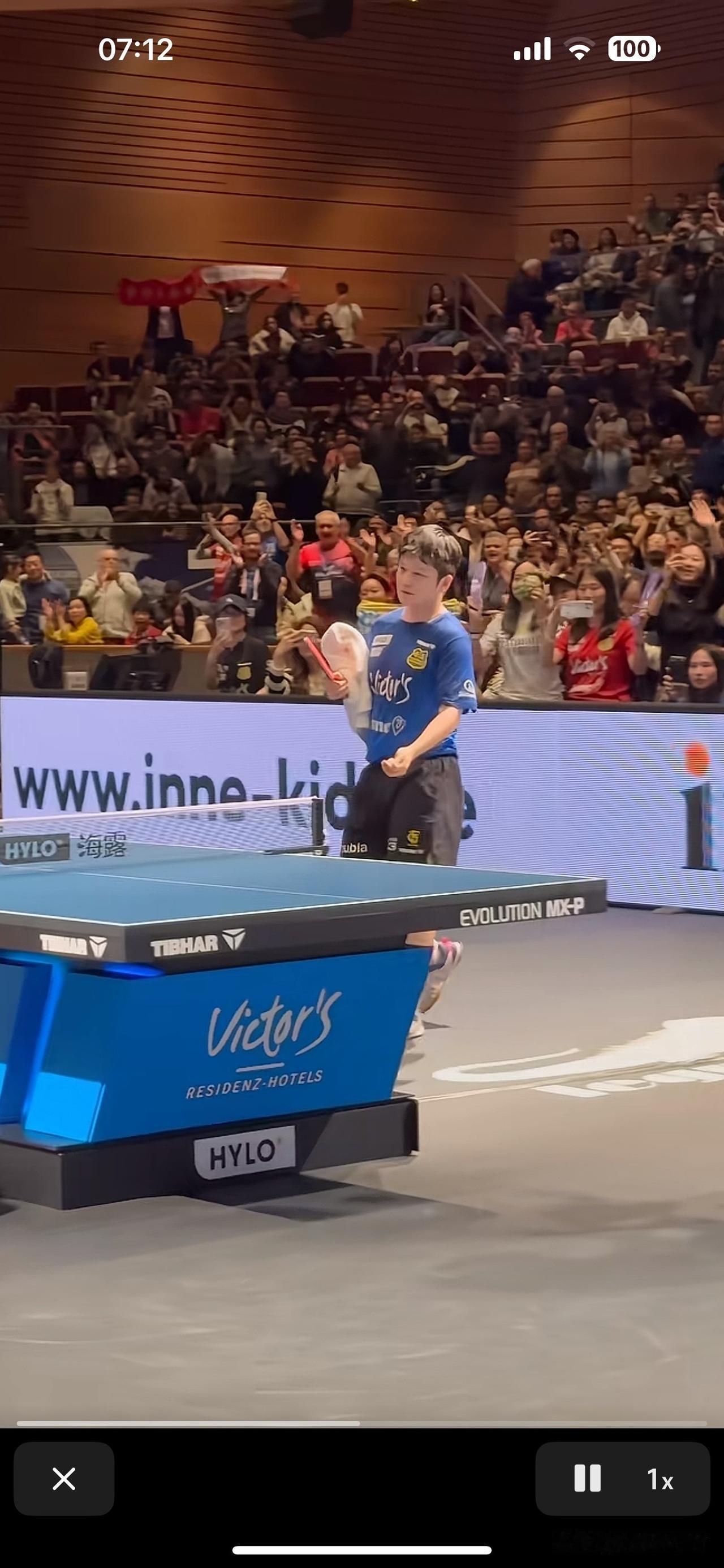 樊振东在德国联赛。出战一单，一人得两分。不枉我熬夜看完，赢了，东哥拿两分，萨尔3