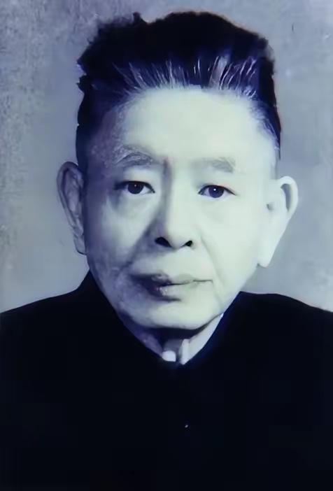 1968年，北大宿舍，一位77岁的老人上吊自尽，他不是普通人，是跟叶企孙齐名的物