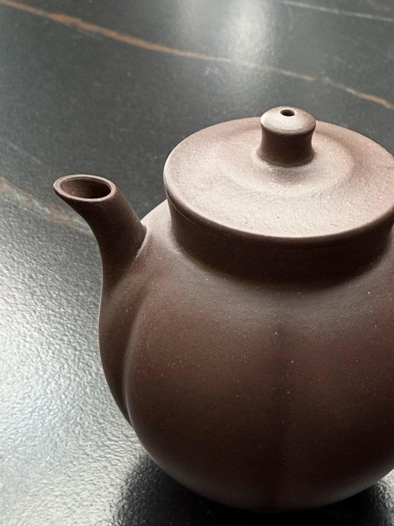 商人对经济最敏感，不需要懂财经知识，也能感觉到经济的变化，发现我家茶友想要好茶，